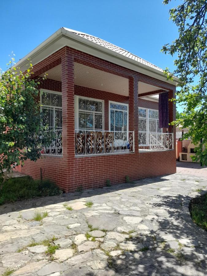 Raffles Garden Villa Qabala Extérieur photo