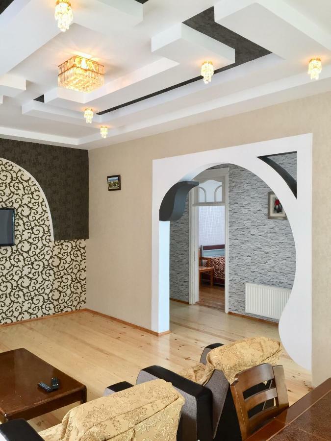 Raffles Garden Villa Qabala Extérieur photo