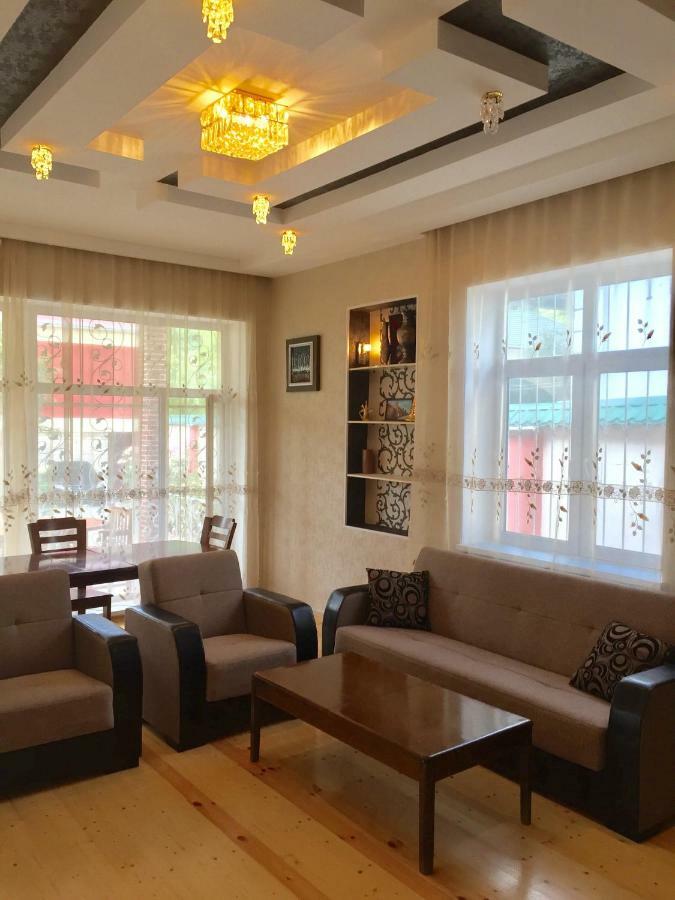 Raffles Garden Villa Qabala Extérieur photo